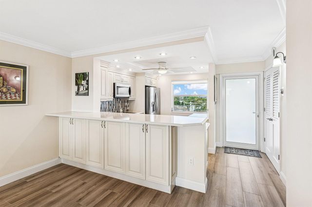 900 Dogwood Drive 538, Delray Beach, FL 33483