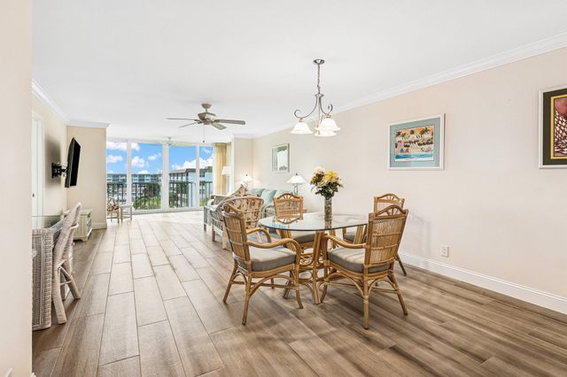 900 Dogwood Drive 538, Delray Beach, FL 33483