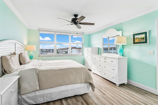 900 Dogwood Drive 538, Delray Beach, FL 33483