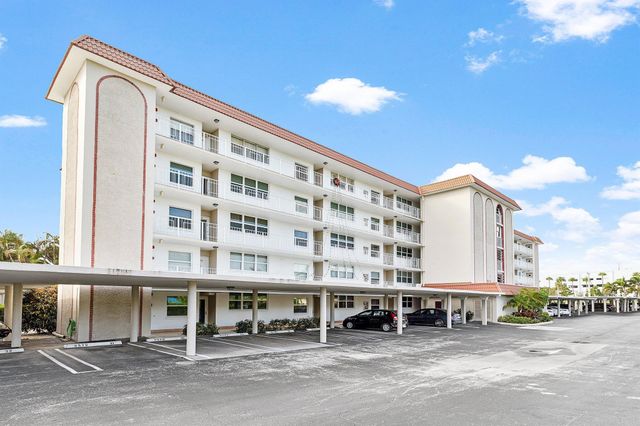 900 Dogwood Drive 538, Delray Beach, FL 33483