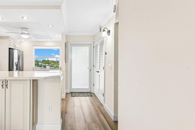 900 Dogwood Drive 538, Delray Beach, FL 33483