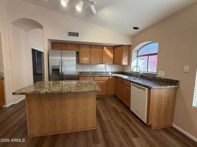 6431 W ESCUDA Road, Glendale, AZ 85308