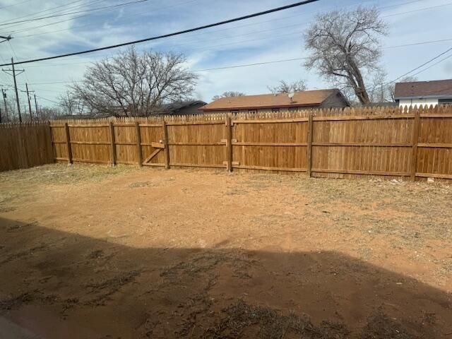 1903 E 1st Street, Lubbock, TX 79403