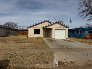 1903 E 1st Street, Lubbock, TX 79403
