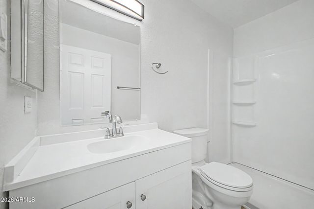 3810 N MARYVALE Parkway 2016, Phoenix, AZ 85031