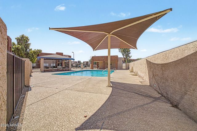 3810 N MARYVALE Parkway 2016, Phoenix, AZ 85031