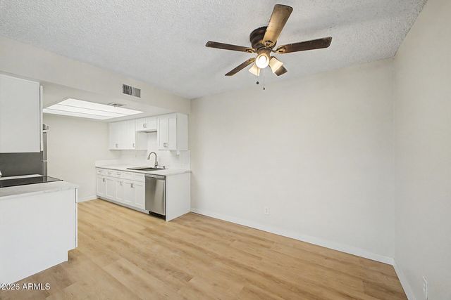 3810 N MARYVALE Parkway 2016, Phoenix, AZ 85031