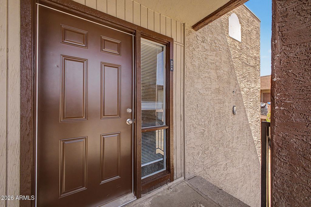 3810 N MARYVALE Parkway 2016, Phoenix, AZ 85031 — photo 3