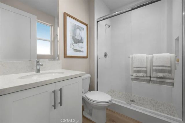 312 Pluto, Irvine, CA 92618