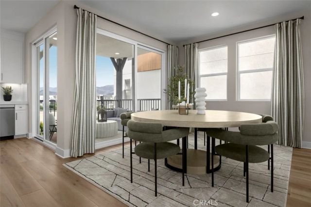 312 Pluto, Irvine, CA 92618