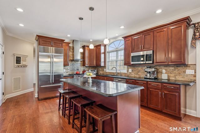 5 Kary Lane, New Milford, CT 06776