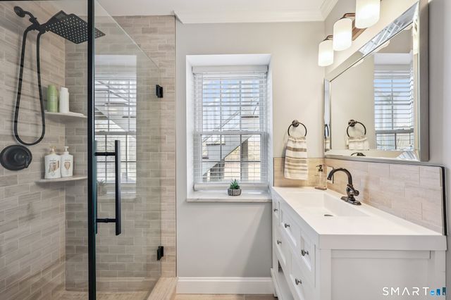 5 Kary Lane, New Milford, CT 06776