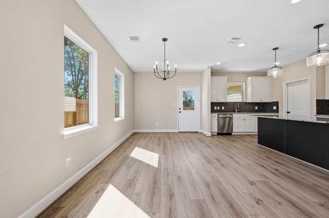 712 Duncan Avenue, Cleveland, TX 77327