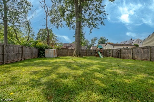 4 Ruth Place, Middlesex Boro, NJ 08846