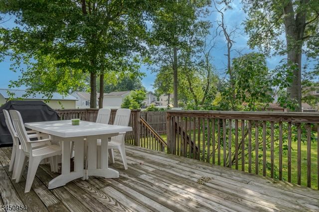 4 Ruth Place, Middlesex Boro, NJ 08846
