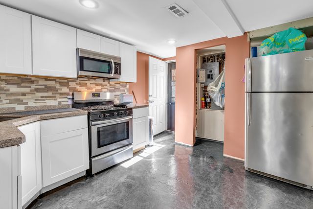 2114 S Trumbull Avenue, Chicago, IL 60623