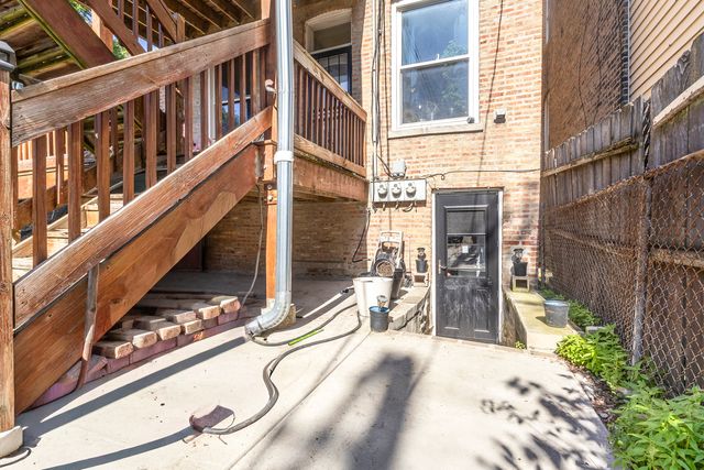 2114 S Trumbull Avenue, Chicago, IL 60623