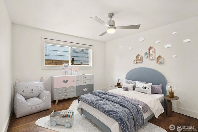 8826 10th Avenue SW, Seattle, WA 98106