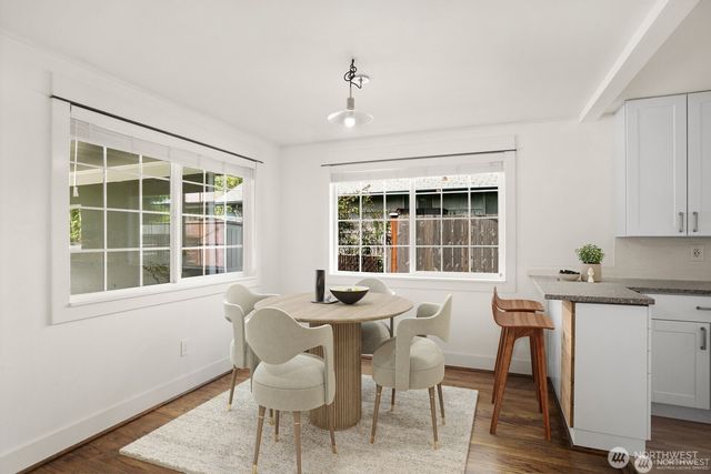 8826 10th Avenue SW, Seattle, WA 98106