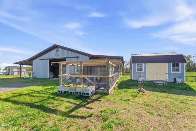 520 Plainfield Church Road, Siler City, NC 27344