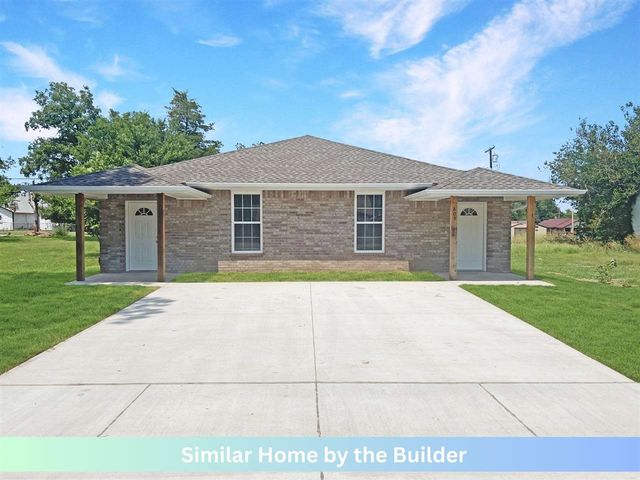 1211 SW New York Ave, Lawton, OK 73507