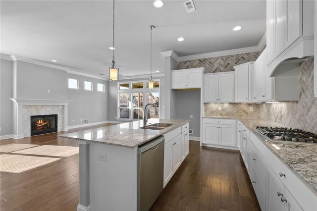 2608 SW Nottingham Avenue, Bentonville, AR 72713