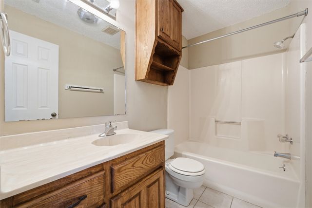 1371 S 11th Street, Waco, TX 76706