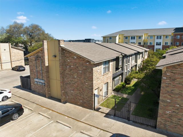 1371 S 11th Street, Waco, TX 76706