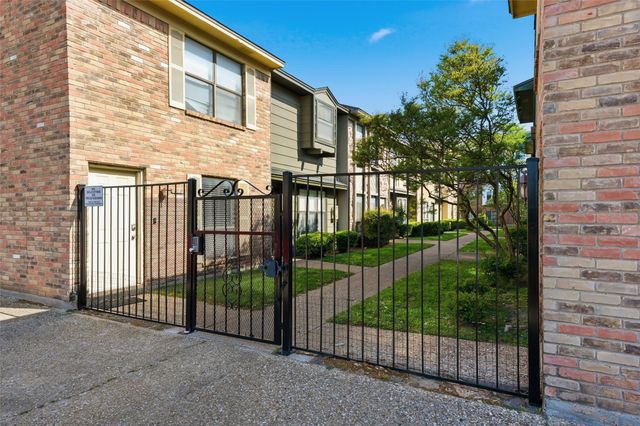 1371 S 11th Street, Waco, TX 76706