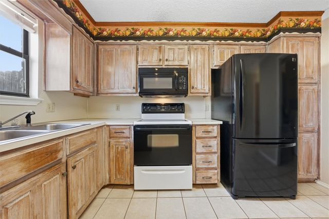1371 S 11th Street, Waco, TX 76706