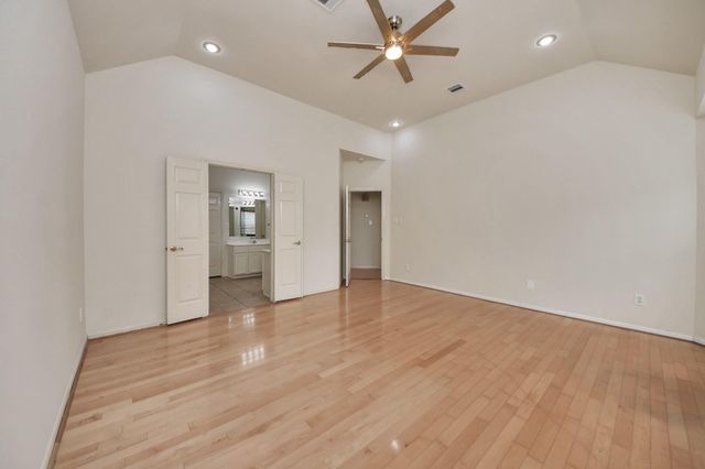 12207 Meadow Lane Court, Meadows Place, TX 77477