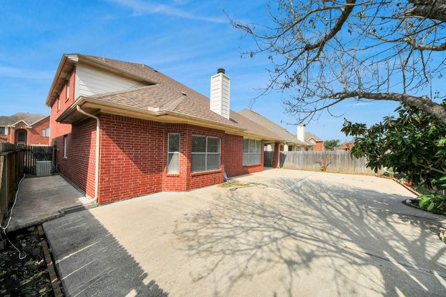 12207 Meadow Lane Court, Meadows Place, TX 77477