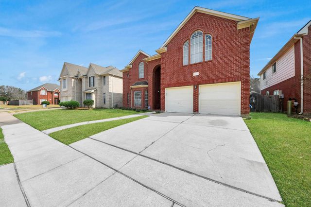 12207 Meadow Lane Court, Meadows Place, TX 77477