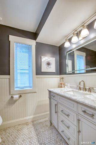 13 Algonquin Lane B, Stratford, CT 06614