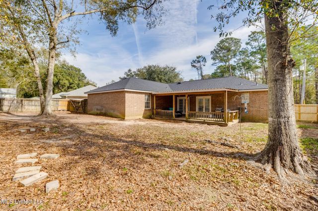 7832 Hilo Place, Diamondhead, MS 39525