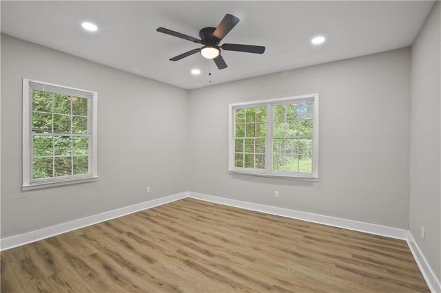 556 Holly St NW, Atlanta, GA 30318