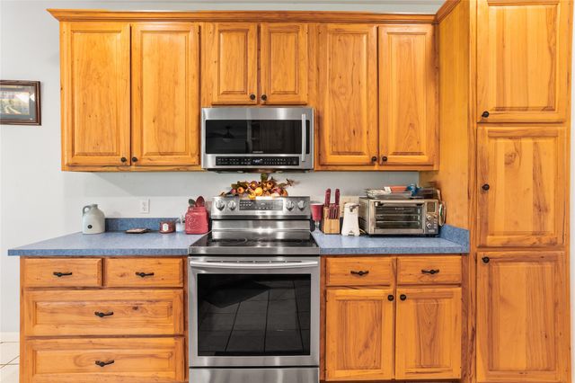 206 Hopper Road, Whitewright, TX 75491