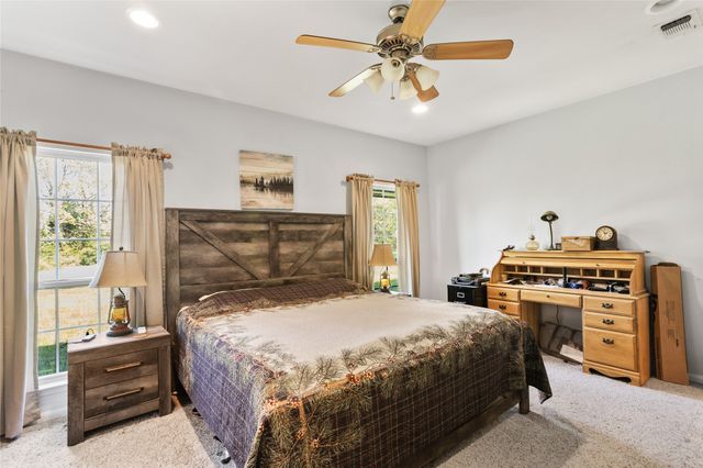 206 Hopper Road, Whitewright, TX 75491