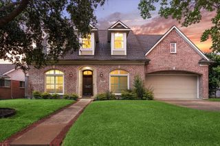 6230 Locke Lane, Houston, TX 77057
