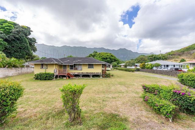 41-1702 Kalanianaole Highway, Waimanalo, HI 96795