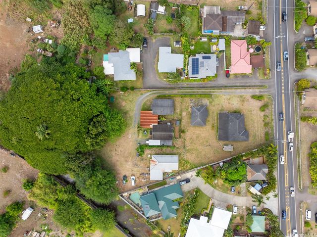 41-1702 Kalanianaole Highway, Waimanalo, HI 96795