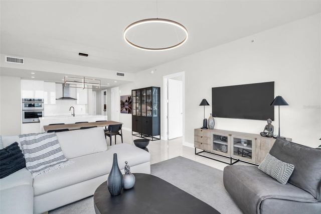 301 1ST STREET S 1205, St Petersburg, FL 33701