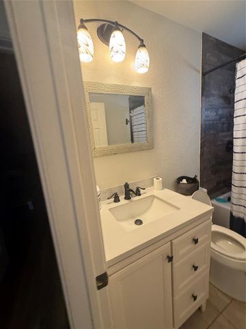 7635 Avenue C, Houston, TX 77012
