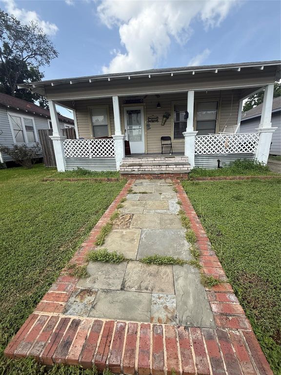 7635 Avenue C, Houston, TX 77012