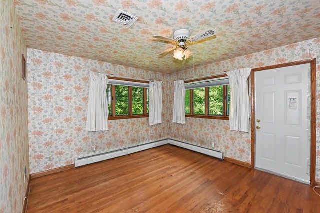 6920 N Beech Tree DRIVE, Glendale, WI 53209