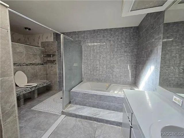 2288 EVENGLOW AVENUE, Spring Hill, FL 34609