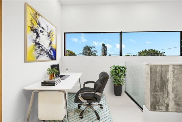 201 NW 14TH Way, Dania Beach, FL 33004