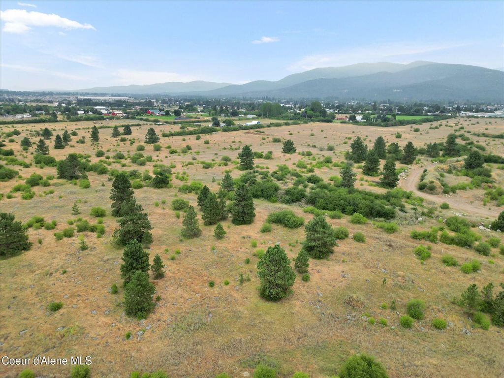 E Poleline Ave, Post Falls, ID 83854 photo 6