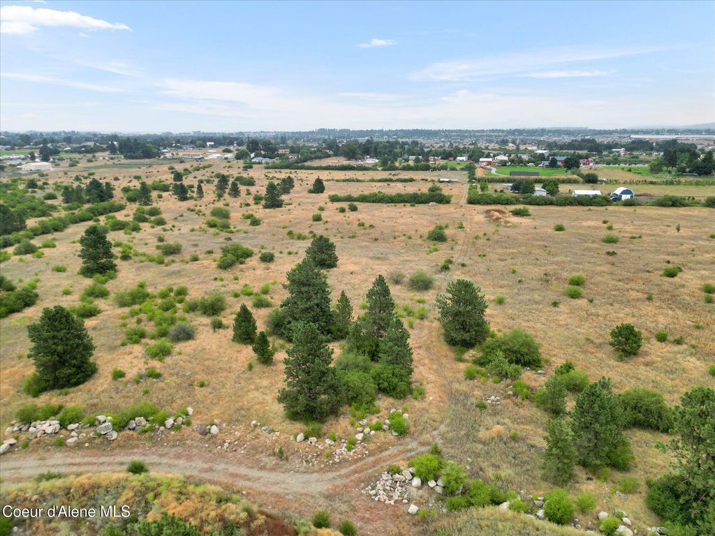 E Poleline Ave, Post Falls, ID 83854 photo 9