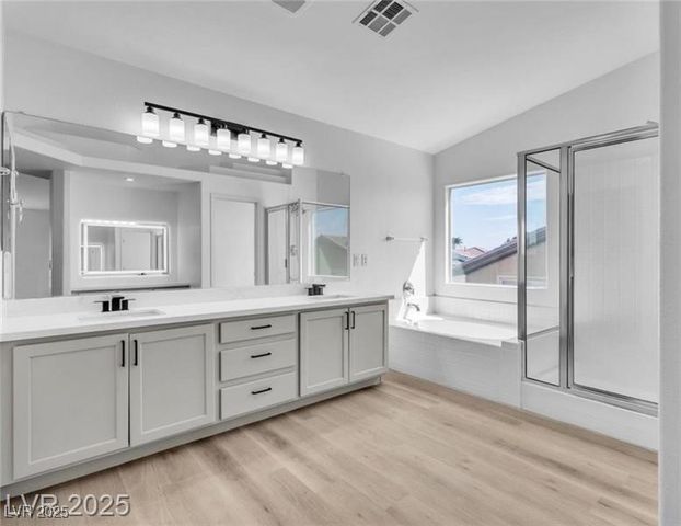 576 Foster Springs Road, Las Vegas, NV 89148